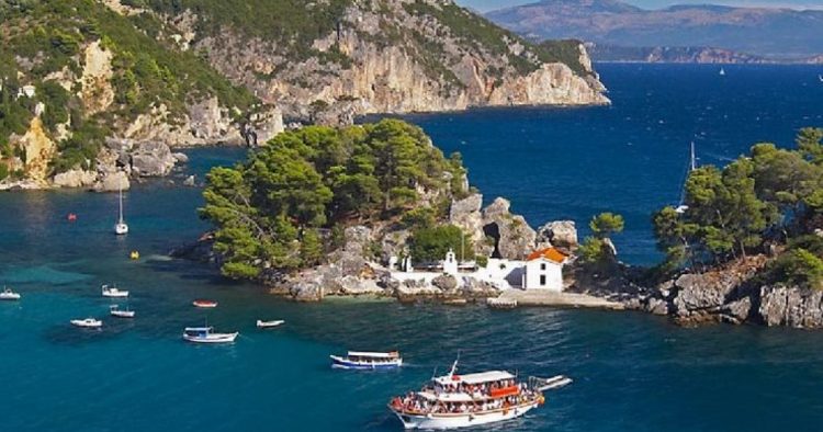 Το νησάκι της Παναγίας στην Πάργα