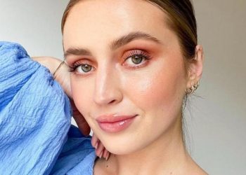Tα καλύτερα tips για να μην κάνει το concealer γραμμές κάτω από τα μάτια σας