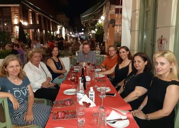 Αποχαιρετιστήριο γεύμα στα “Μεζεδοκαμώματα”