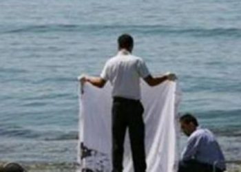 65ΧΡΟΝΟΣ ΑΝΑΣΥΡΘΗΚΕ ΝΕΚΡΟΣ ΑΠΟ ΤΗ ΘΑΛΑΣΣΑ ΣΤΑ ΜΕΣΑΓΓΑΛΑ