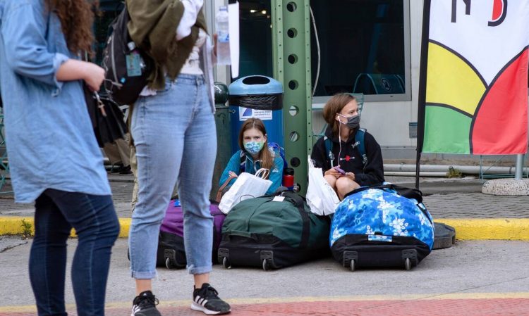 Ταξίδια: Πώς θα μπαίνουν τα παιδιά έως 17 ετών στα πλοία για τα νησιά