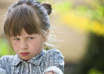 Εκρήξεις θυμού στα παιδιά: Ο περισπασμός είναι ο σωστός τρόπος διαχείρισης;