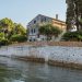 Από το Mamma Mia στην Σκόπελο, στην Κέρκυρα των Durells – Όταν η Ελλάδα γίνεται φυσικό σκηνικό