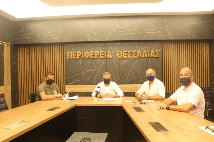 Σύγχρονος αθλητικός εξοπλισμός από την Περιφέρεια για συλλόγους στίβου της Θεσσαλίας