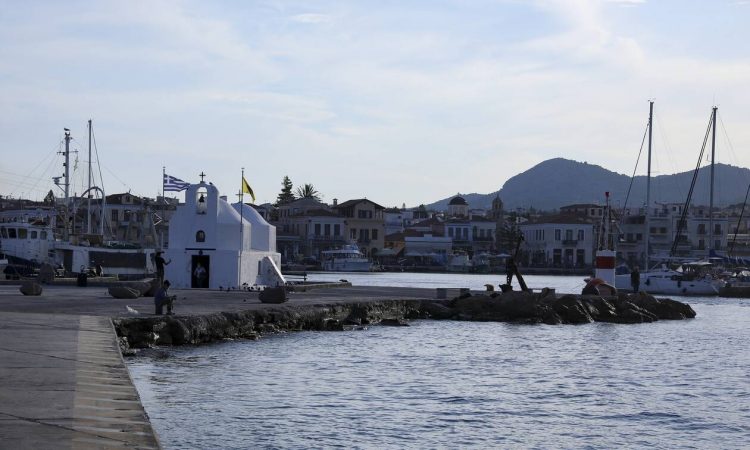 Αίγινα: Ένας παράδεισος που ομορφαίνει τα σαββατοκύριακα του Αυγούστου