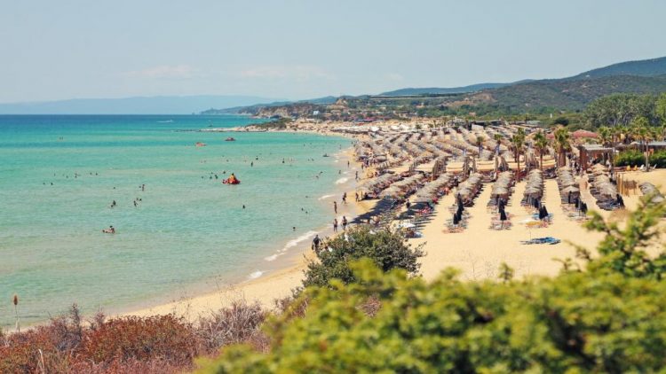 Παραλία Αμμόλοφοι: Η Καραϊβική της Βόρειας Ελλάδας