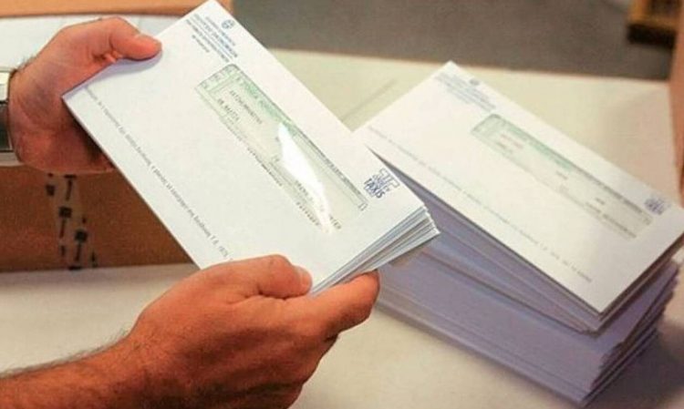 Φορολογικές δηλώσεις 2021: Στα 821 ευρώ ο μέσος φόρος των χρεωστικών εκκαθαριστικών
