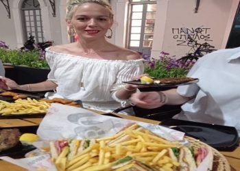 Γευστικά καλοκαίρια στα Τρίκαλα στα Goody’s Burger House