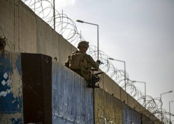 Αφγανιστάν: Μάχες με πυροβολισμούς στο αεροδρόμιο της Καμπούλ