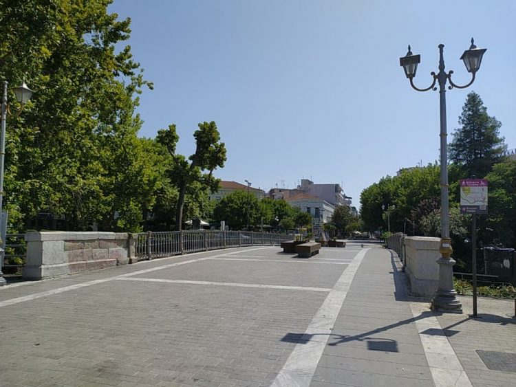 Ισχυρός καύσωνας με μέγιστη θερμοκρασία στους 43 βαθμούς Κελσίου στα Τρίκαλα-Ποια η καυτή ώρα της ημέρασ