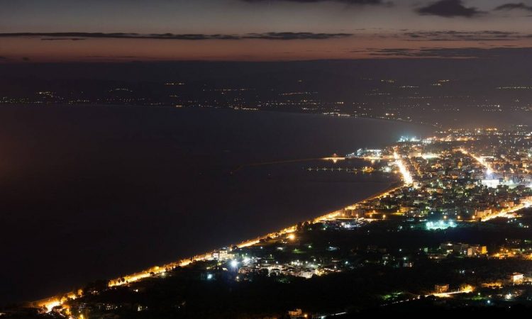 Μίνι lockdown στη Μεσσηνία – Ποιες άλλες περιοχές προβληματίζουν τους ειδικούς