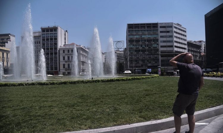 Καύσωνας – κόλαση με 44άρια: Δευτέρα και Τρίτη οι χειρότερες μέρες – Οι ώρες που χρειάζονται προσοχή