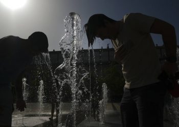 «Κάηκε» όλος ο πλανήτης τον Ιούλιο! Ο θερμότερος μήνας στην ιστορία της Γης