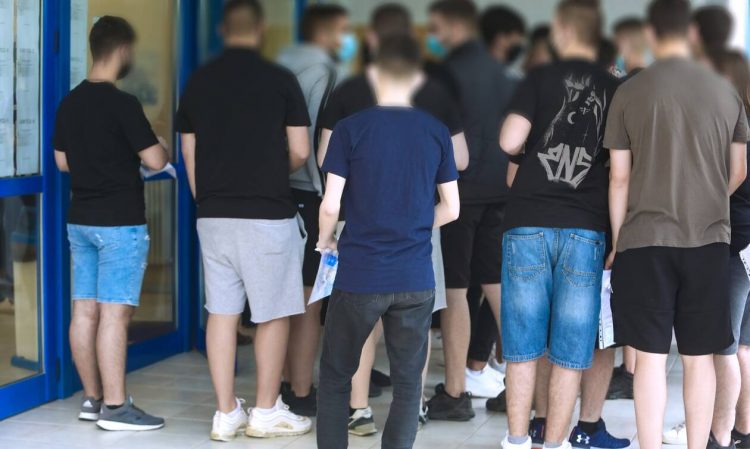 Σχολεία: Πρώτο κουδούνι στις 13 Σεπτεμβρίου – Οι οδηγίες για εκπαιδευτικούς και μαθητές