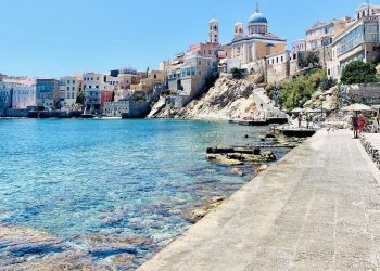 Σύρος: Η πρωτεύουσα των Κυκλάδων που μου έκλεψε την καρδιά (photos)