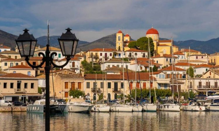 Γαλαξίδι: Η πανέμορφη παραθαλάσσια πόλη της Ελλάδας