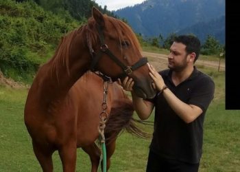 36χρονος αστυνομικός βρέθηκε νεκρός στις Σπέτσες – Πέθανε ξαφνικά και σκόρπισε θλίψη (φωτο)