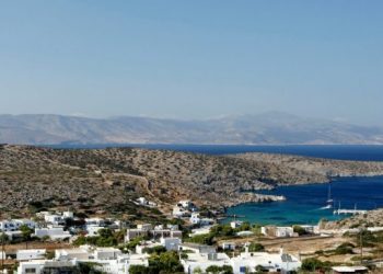 Το ανέγγιχτο νησί των 150 κατοίκων δίπλα στη Νάξο με το ανεξερεύνητο σπήλαιο!!!(Photos, Video)