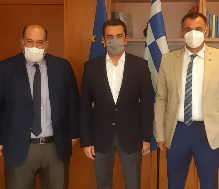 Συνάντηση της Ομοσπονδίας Συλλόγων Ιεροψαλτών Ελλάδας με τον Υπουργό Περιβάλλοντος και Ενέργειας Κώστα Σκρέκα