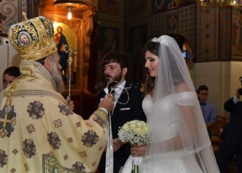 Ο διαφορετικός γάμος, εντός της Θείας Λειτουργίας, δύο νέων στο Μουζάκι (φωτ.)