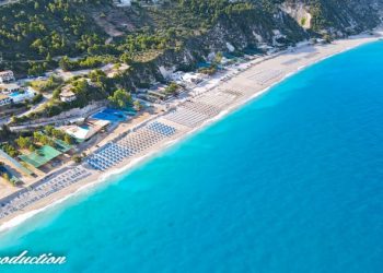 Κάθισμα -Λευκάδα:Η Μαγευτική Παραλία Με Τα Γαλαζοπράσινα Νερά ….Και Τη Λευκή Άμμο![Βίντεο]