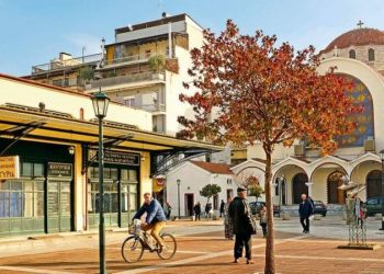 Καρδίτσα: Η πόλη που αντικατέστησε τα αυτοκίνητα με 20.000 ποδήλατα