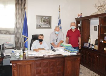 Δήμος Πύλης-Υπογράφηκε σύμβαση προϋπολογισμού 1.350.000 ευρώ για γήπεδο στο Παλαιομονάστηρο