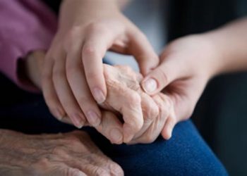 Ζητείται γυναίκα για τη φροντίδα ηλικιωμένου σε κοντινό χωριό των Τρικάλων