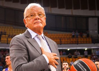 Πέθανε ο θρυλικός προπονητής Ντούσαν Ίβκοβιτς – Θλίψη στο παγκόσμιο μπάσκετ