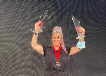 Τρικαλινή η κομμώτρια της χρονιάς στο Greek Hairdressing Awards 2021