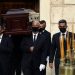 Μίκης Θεοδωράκης: Για δεύτερη ημέρα σε λαϊκό προσκύνημα η σορός του – Την Πέμπτη η ταφή στα Χανιά