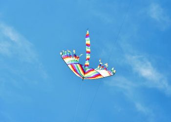 Βραζιλία: Τραγικός θάνατος για 12χρονο – Έπαθε ηλεκτροπληξία ενώ πετούσε τον χαρταετό του