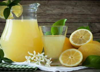 Tips για μαμάδες: Πώς θα βγάζετε τον διπλάσιο χυμό από τα λεμόνια;