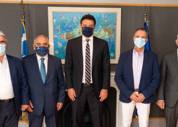 Συνάντηση επιμελητηριακής αντιπροσωπείας με τον Υπουργό Τουρισμού Β. Κικίλια