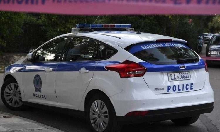 Πάτρα: Αδέρφια λήστεψαν ανήλικο για να αγοράσουν ένα… σάντουιτς!
