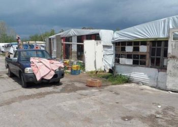 Βόλος: Είχαν δεμένο με αλυσίδα 15 μέτρων τον 55χρονο γιο τους