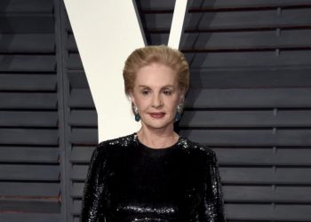 Η Carolina Herrera αποκαλύπτει τα μυστικά της για στιλ χωρίς ηλικία -Τι πρέπει να φορά και τι όχι μια γυναίκα όσο μεγαλώνει