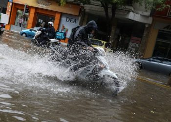 Νέα κακοκαιρία από το βράδυ της Κυριακής – Σε ποιες περιοχές θα βρέχει όλη την εβδομάδα