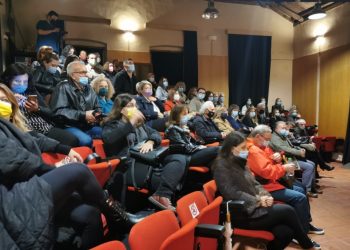 Ουσιαστική και χρήσιμη η Λογοτεχνική Βραδιά Κωμωδίας του Δημοτικού Θεάτρου Τρικάλων