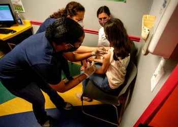Πρόεδρος ΕΟΔΥ: Έτσι θα γίνει ο εμβολιασμός για τον κορονοϊό σε παιδιά έως 11 ετών