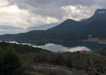 Καιρός: Με τοπικές βροχές και άνοδο της θερμοκρασίας η Τετάρτη – Η πρόγνωση για την 28η Οκτωβρίου