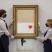 Banksy: O «φαντομάς» που κάνει άνω κάτω δημοπρασίες και γκαλερί – Τα ρεκόρ και οι θεωρίες συνωμοσίας