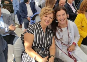 Όλγα Γεροβασίλη, Λυδία Κονιόρδου στη γέφυρα..