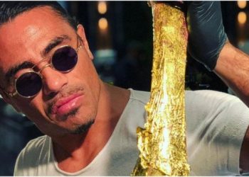 Salt Bae:Η χλιδάτη ζωή του διάσημου σεφ- Το παλάτι των 36 εκατ., το τζετ και τα 9 παιδιά
