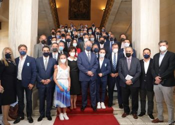 Το Αργυρο Μετάλλιο της Βουλής των Ελλήνων ελαβε η Φανή Τζέλη 