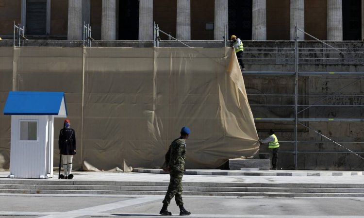Συναγερμός για το κτήριο της Βουλής: Εντοπίστηκαν ρηγματώσεις – Κίνδυνος από επόμενη κακοκαιρία