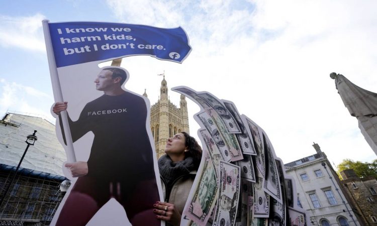 Facebook Papers: Πέντε αποκαλύψεις-φωτιά για τον κολοσσό των social media