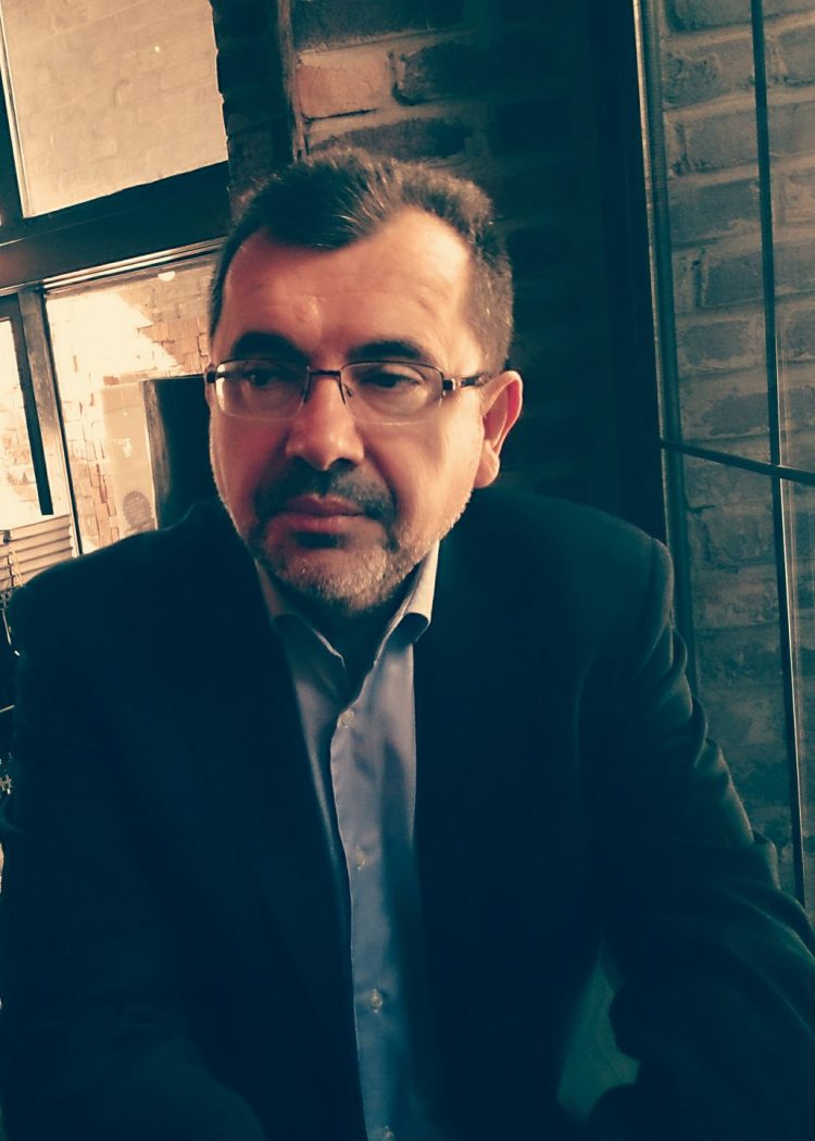 Οι εκλογές του Κινήματος Αλλαγής  και τα ελλείμματα της πολιτικής του ταυτότητας