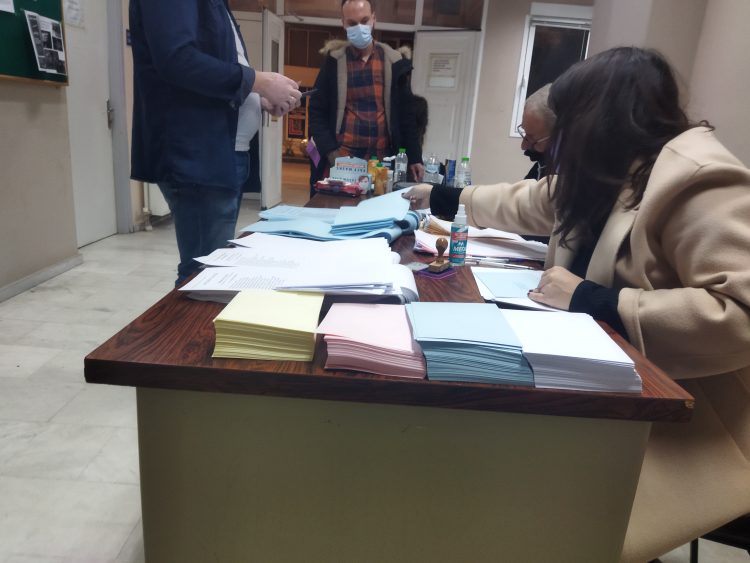 Συνεχίζονται οι εκλογές στο Μουσικό Σωματείο παράρτημα Τρικάλων