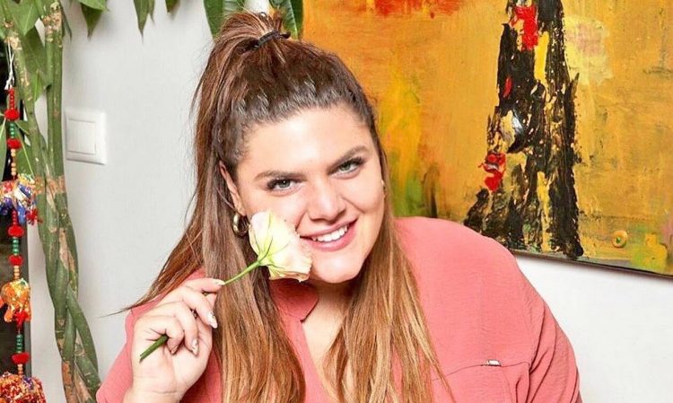 Δανάη Μπάρκα: Το πρώτο μήνυμα μετά το «χοντρή παρουσιάστρια» του Τάσου Ξιαρχό (photo)